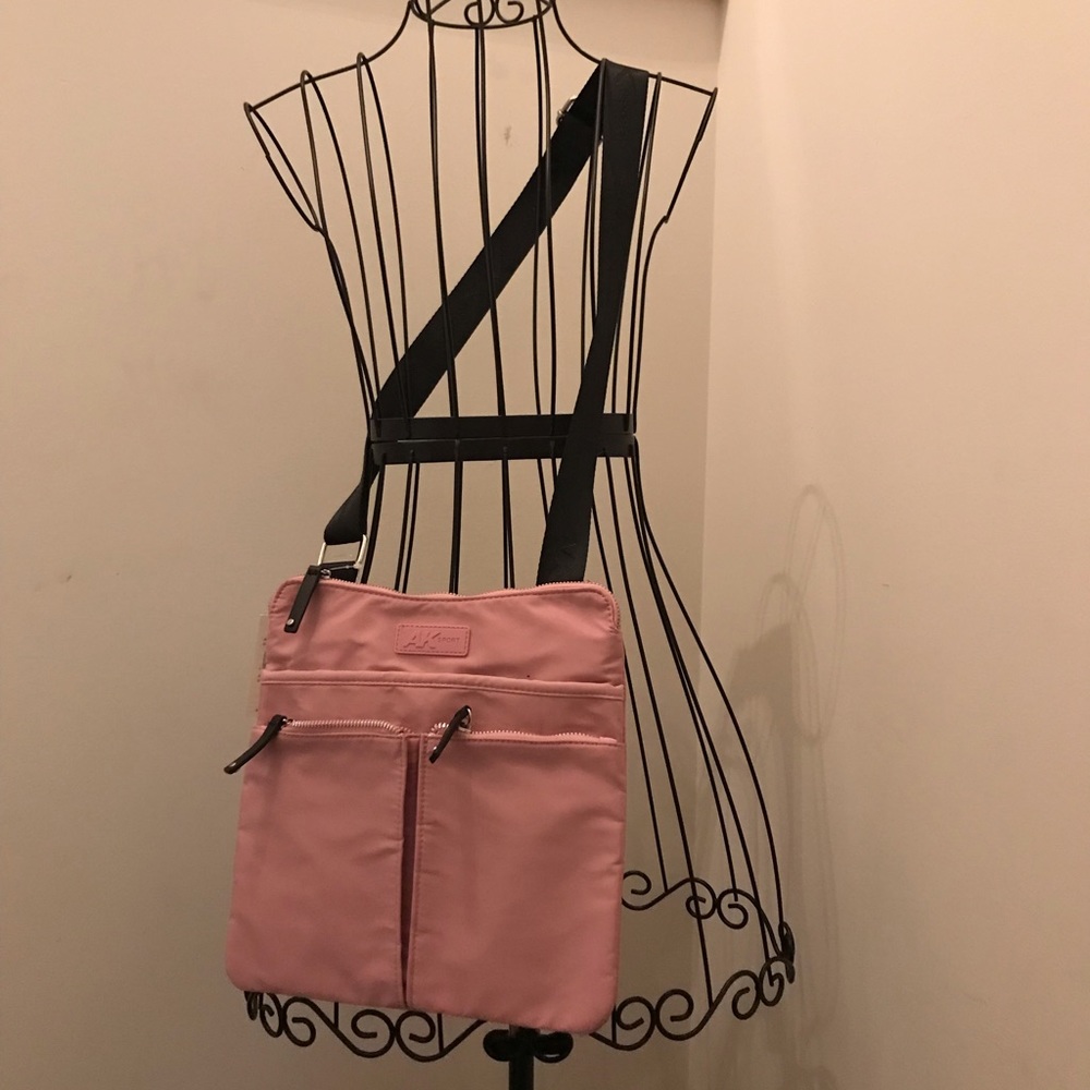 NWT Anne Klein crossbody